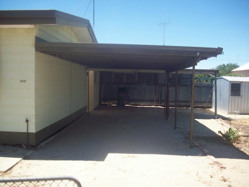 425 Whitelock Street, Deniliquin NSW 2710