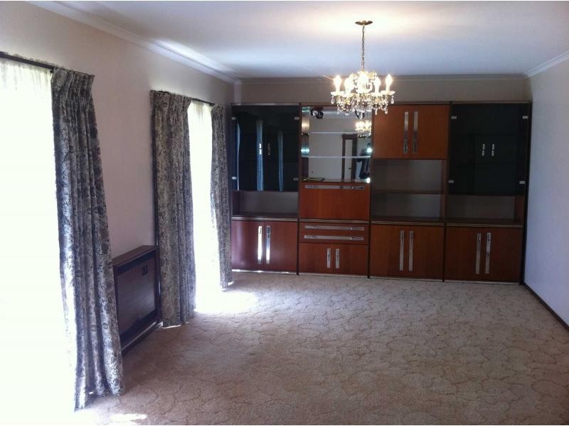 324 Henry Street, Deniliquin NSW 2710