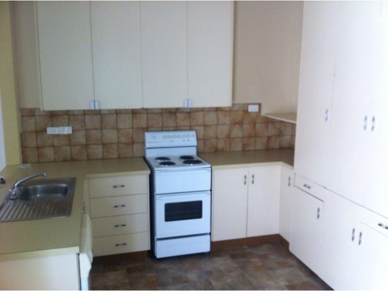 415 Wood Street, Deniliquin NSW 2710