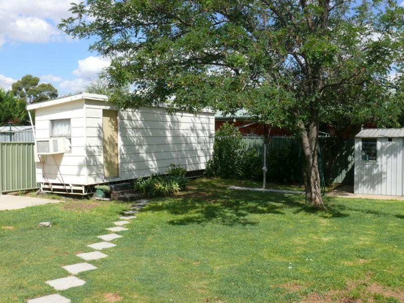 112 Napier Street, Deniliquin NSW 2710