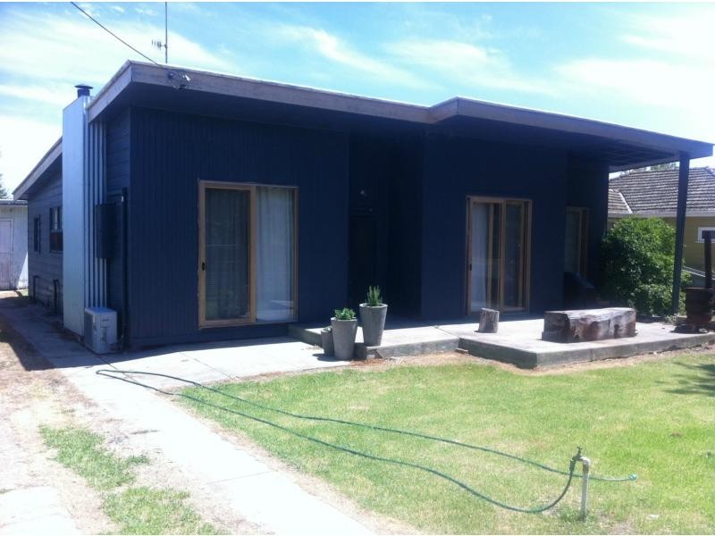 470 George Street, Deniliquin NSW 2710