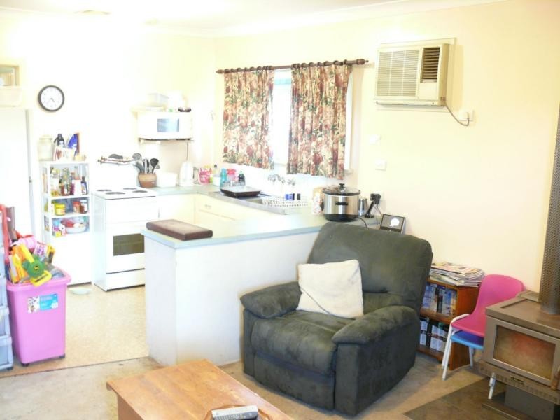 94 Butler Street, Deniliquin NSW 2710