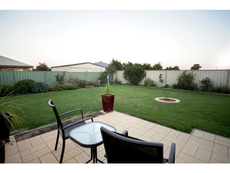 215 Hetherington Street, Deniliquin NSW 2710