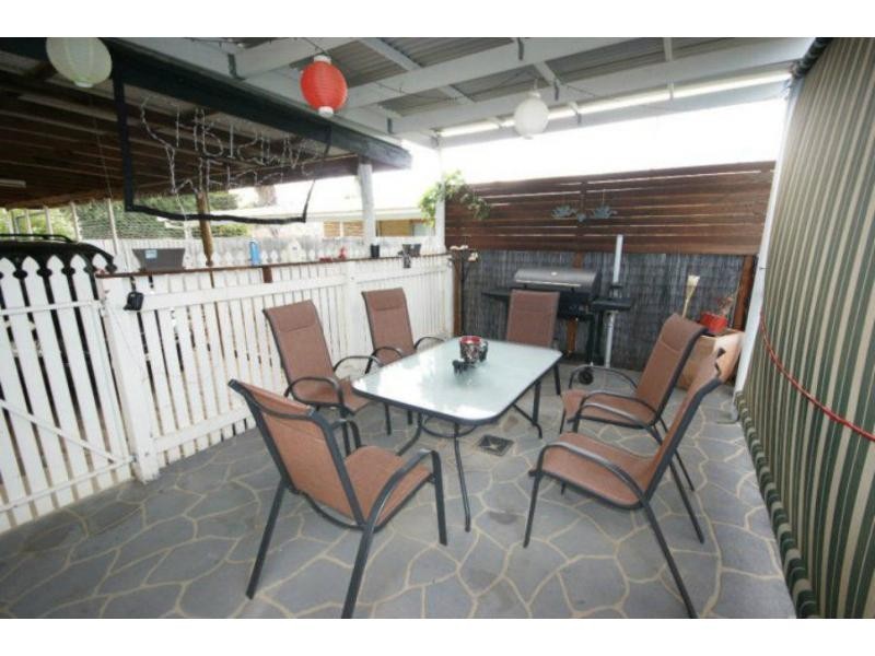 210 Burchfield Avenue, Deniliquin NSW 2710