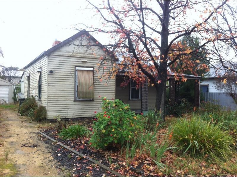 105 Hunter Street, Deniliquin NSW 2710