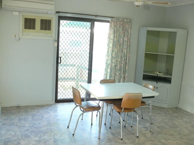 124 Decimus Street, Deniliquin NSW 2710