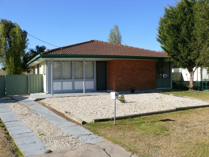 18 Ballantyne Court, Deniliquin NSW 2710