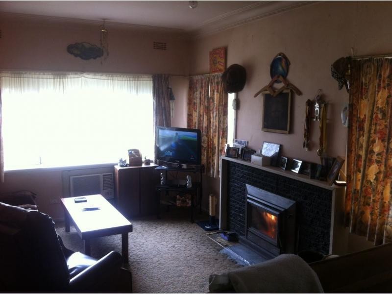 254 Albert (Finley Road) Street, Deniliquin NSW 2710