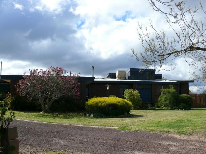 424 Henry Street, Deniliquin NSW 2710