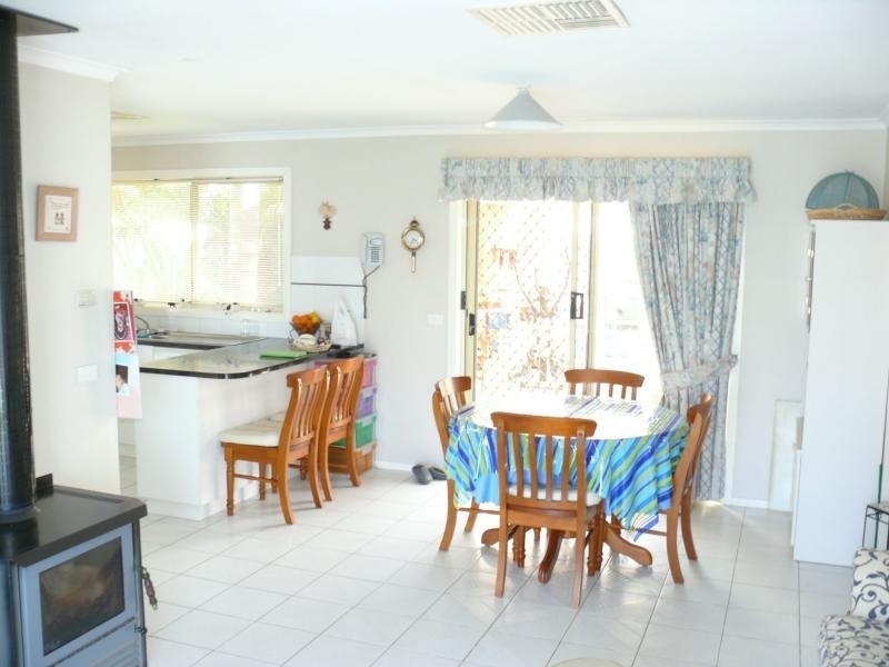 131 Butler Street, Deniliquin NSW 2710