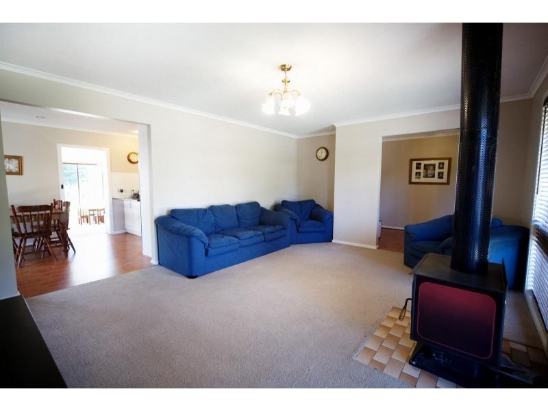 317 Jameson Street, Deniliquin NSW 2710