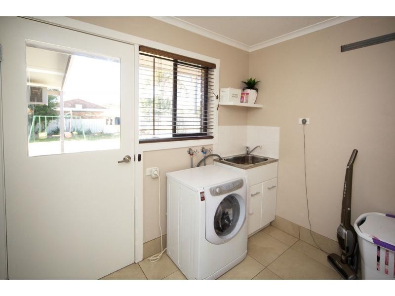 317 Jameson Street, Deniliquin NSW 2710