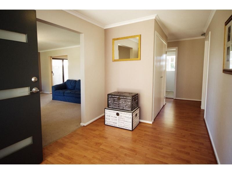 317 Jameson Street, Deniliquin NSW 2710