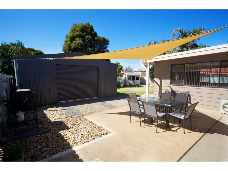 317 Jameson Street, Deniliquin NSW 2710