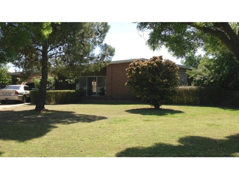 253 Hetherington Street, Deniliquin NSW 2710