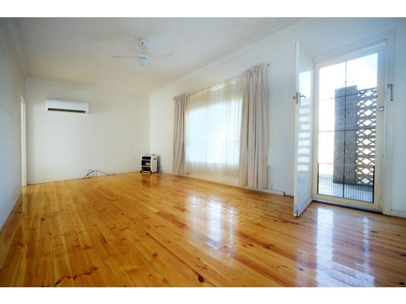 443 Wood Street, Deniliquin NSW 2710