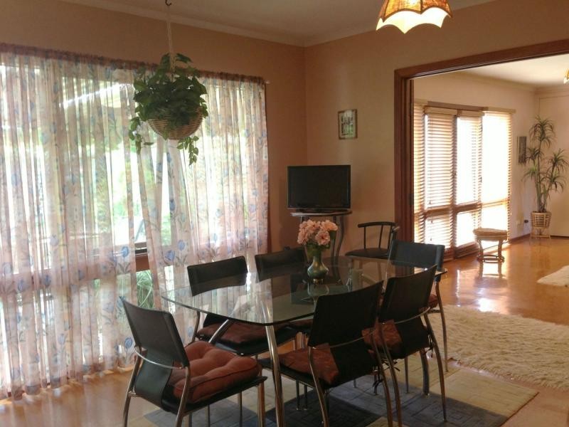 5 Blake Court, Deniliquin NSW 2710