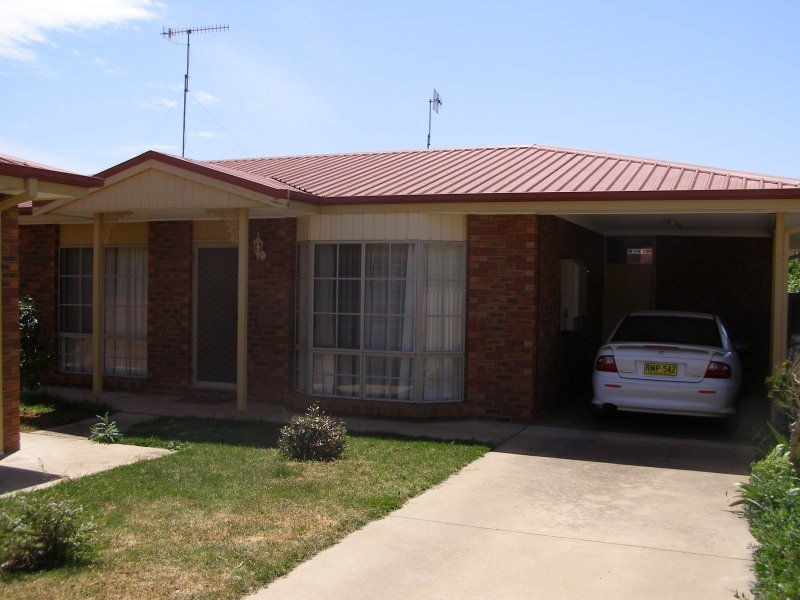 3/273 Harfluer Street, Deniliquin NSW 2710