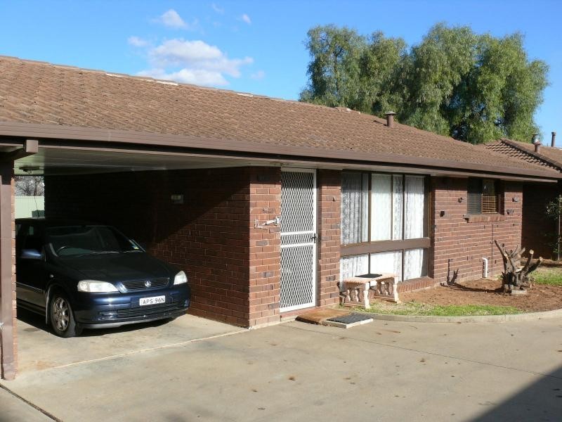 Unit 5/357 Henry Street, Deniliquin NSW 2710