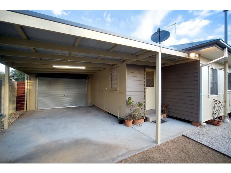 89 Russell Street, Deniliquin NSW 2710