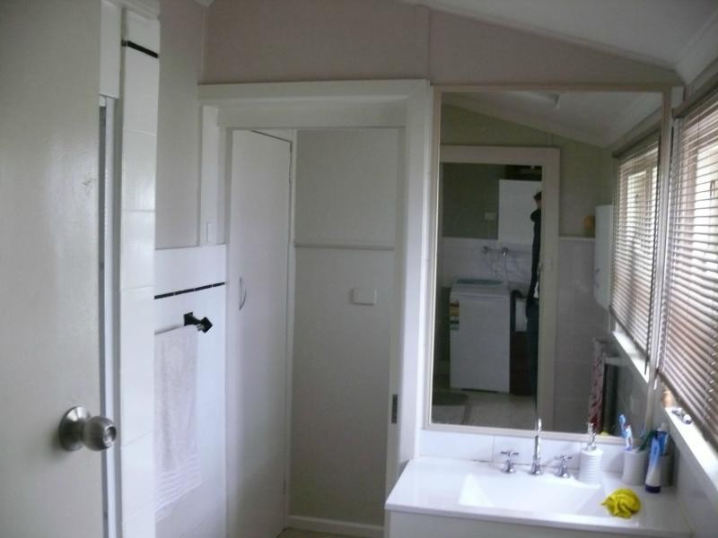 76 Butler Street, Deniliquin NSW 2710