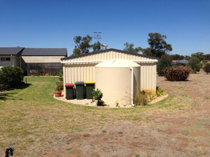 19 Mulumbah Street, Mulumbah Estate, Deniliquin NSW 2710