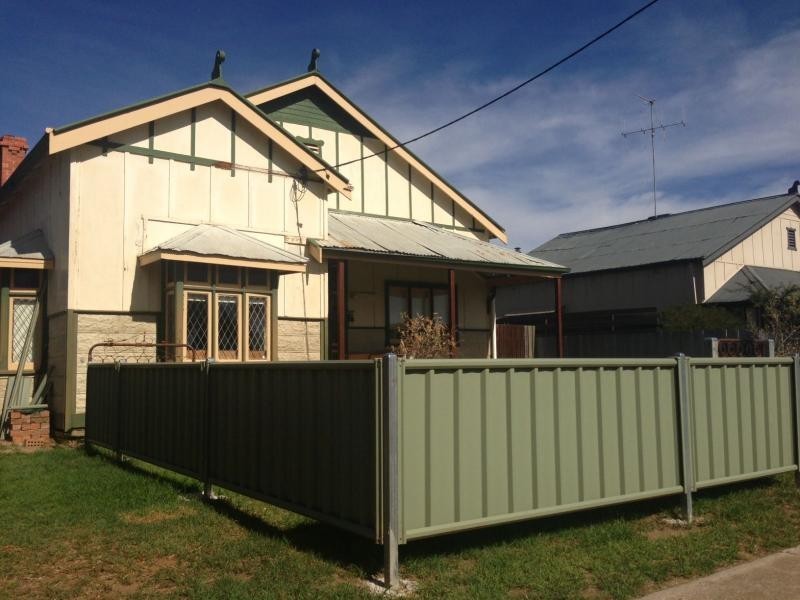 430 George Street, Deniliquin NSW 2710