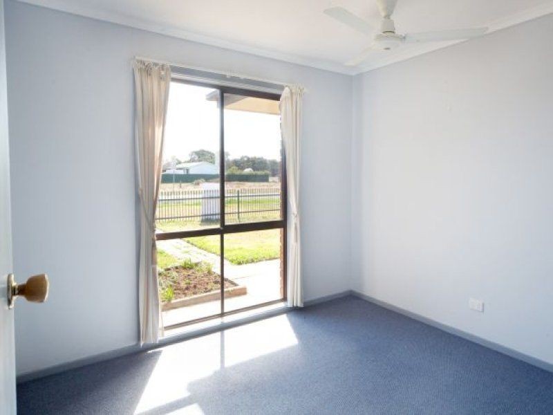 114 Wyatt Street, Deniliquin NSW 2710