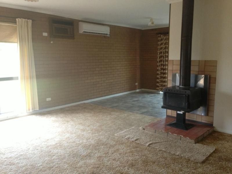 540 Henry Street, Deniliquin NSW 2710