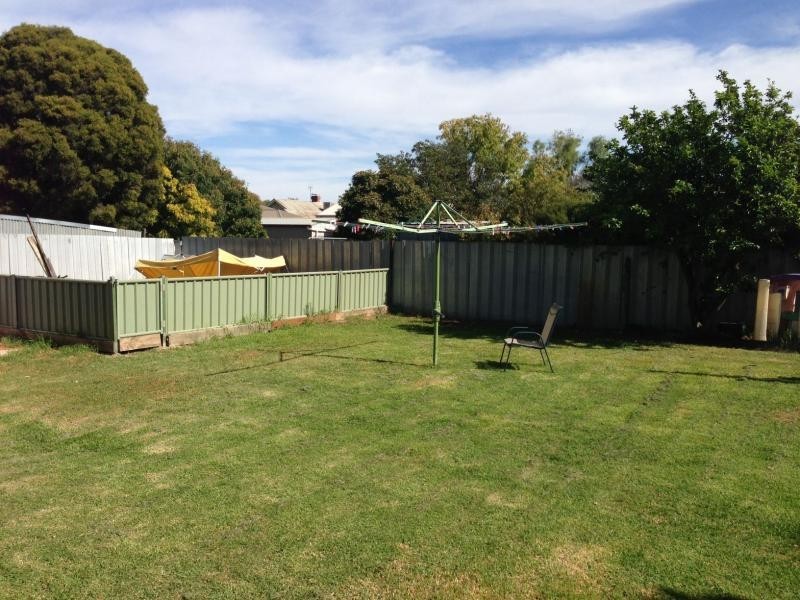 430 George Street, Deniliquin NSW 2710