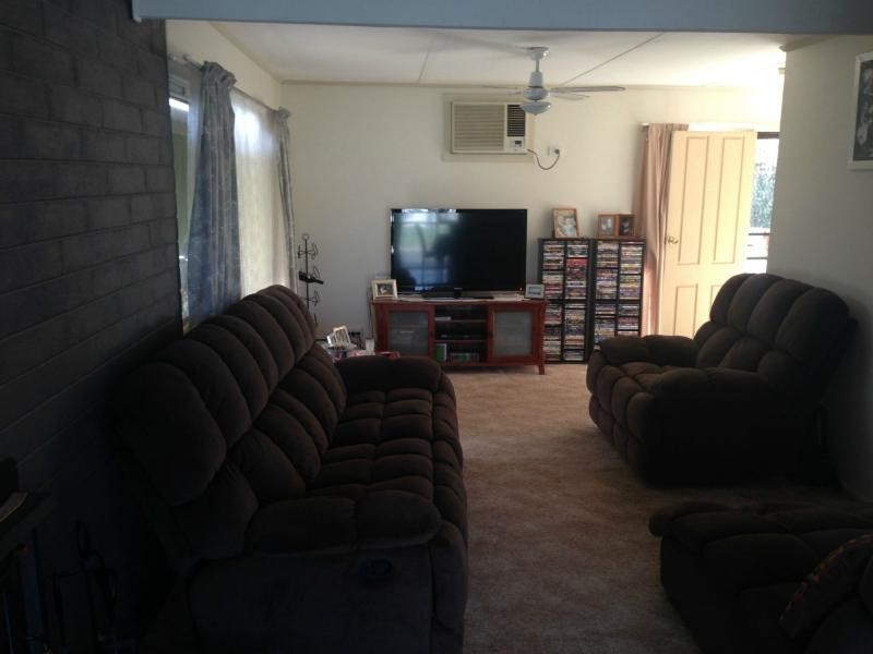 3 Greaves Crescent, Deniliquin NSW 2710
