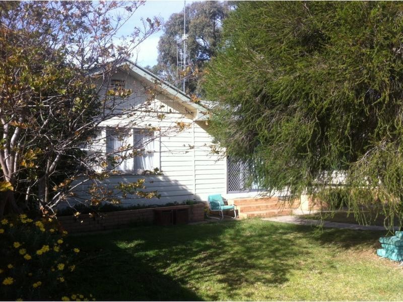 74 Fowler Street, Deniliquin NSW 2710