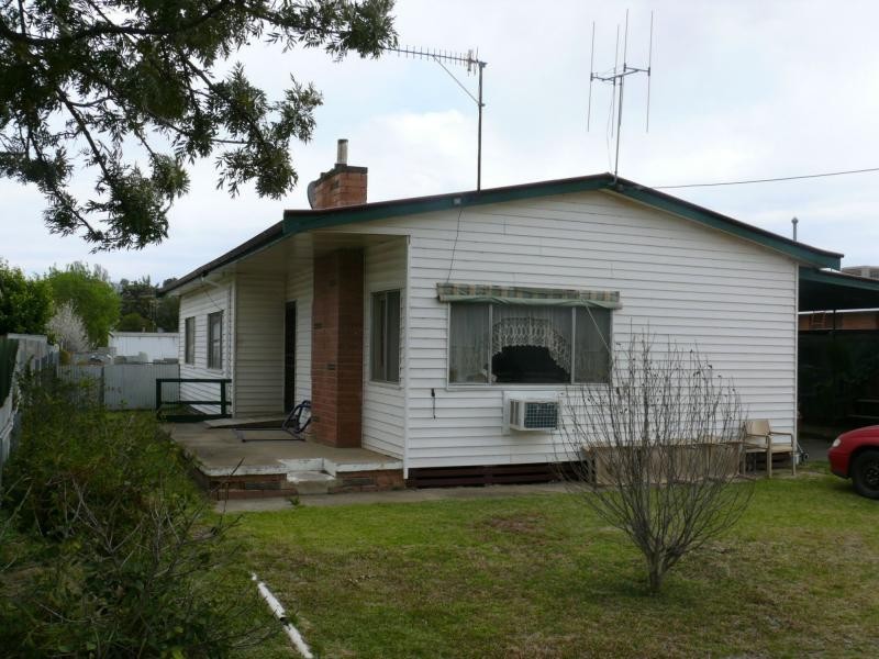 254 Albert (Finley Road) Street, Deniliquin NSW 2710