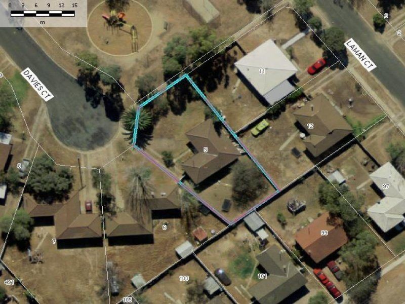 5 Davies Court, Deniliquin NSW 2710