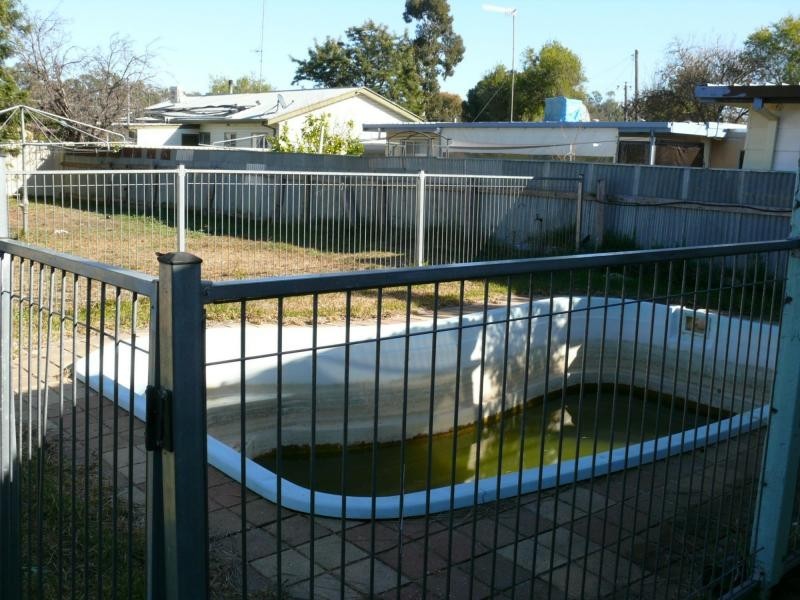 262 Finley Road, Deniliquin NSW 2710