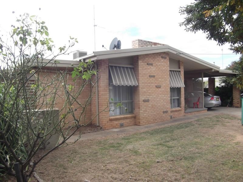 315 Noyes Street, Deniliquin NSW 2710