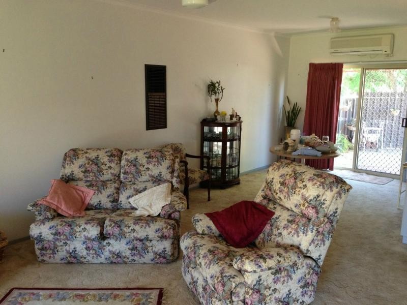 2/348 Wood Street, Deniliquin NSW 2710