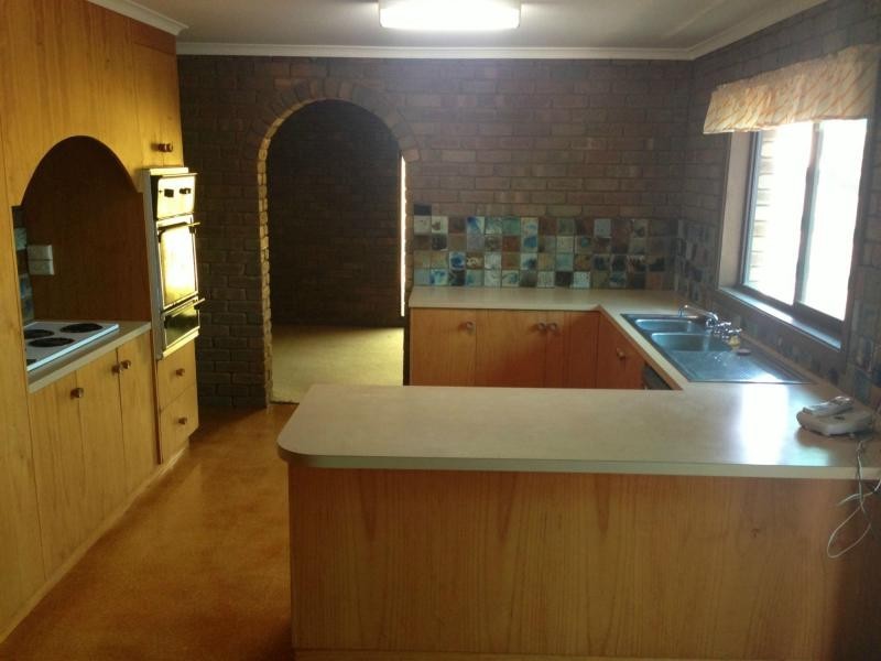 323 Jameson Street, Deniliquin NSW 2710
