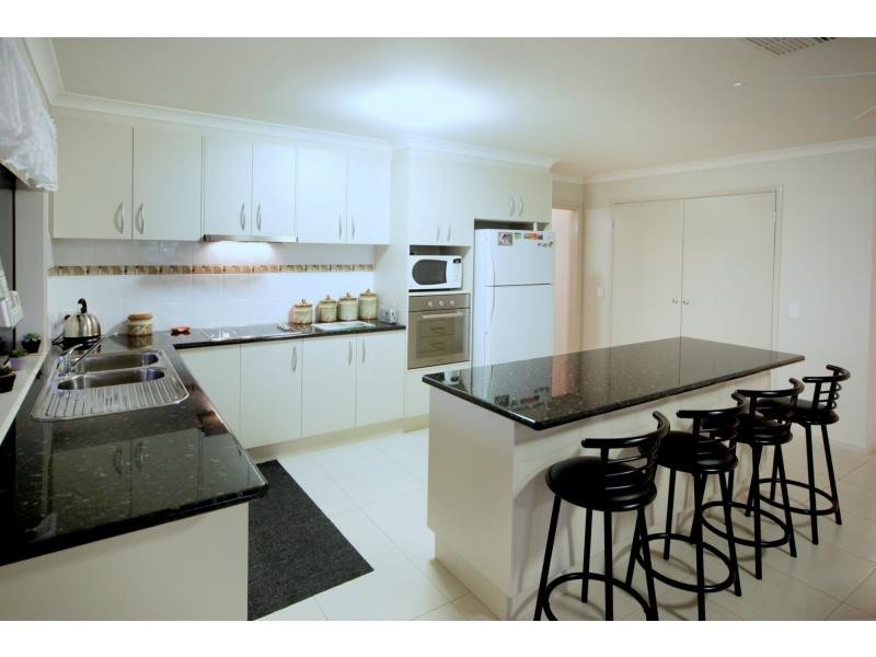 215 Hetherington Street, Deniliquin NSW 2710
