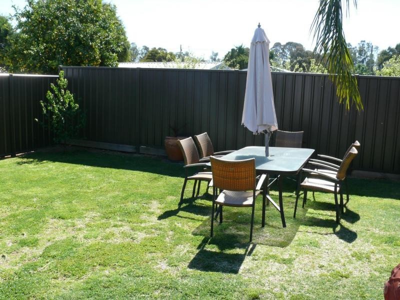 61 Burton Street, Deniliquin NSW 2710