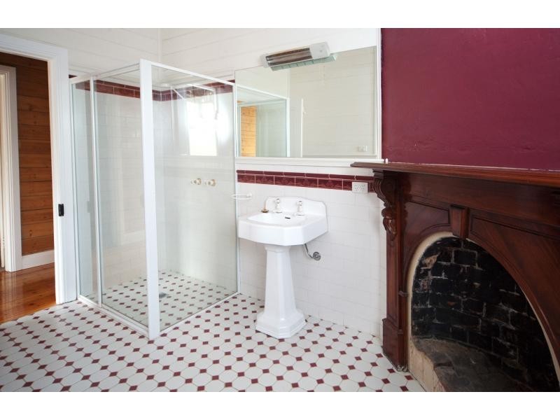86 Crispe Street, Deniliquin NSW 2710