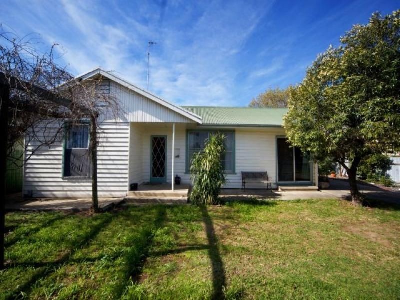 345 Wood Street, Deniliquin NSW 2710