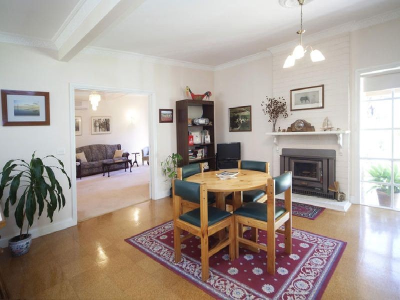 188 River Street, Deniliquin NSW 2710