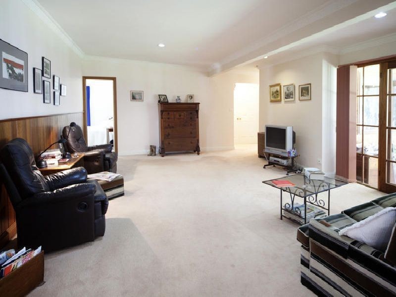 188 River Street, Deniliquin NSW 2710