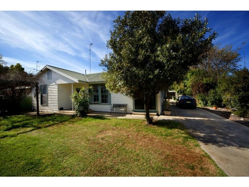 L345 Wood Street, Deniliquin NSW 2710