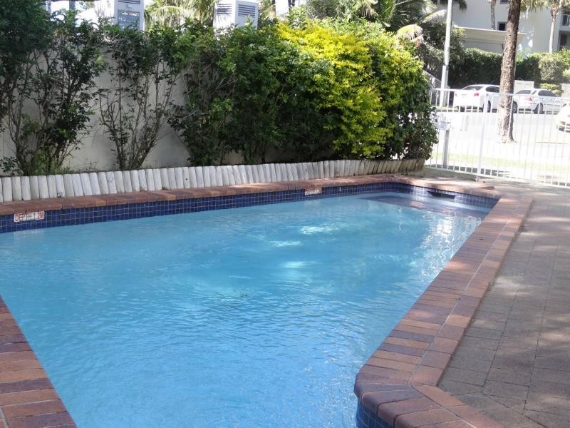 Unit 6/65 Old Burleigh Road, Surfers Paradise QLD 4217