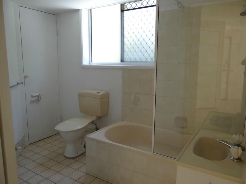 Unit 6/65 Old Burleigh Road, Surfers Paradise QLD 4217