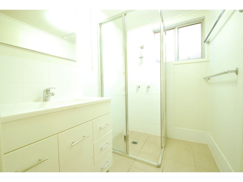 Unit 3/13 Awoonga Avenue, Burleigh Heads QLD 4220