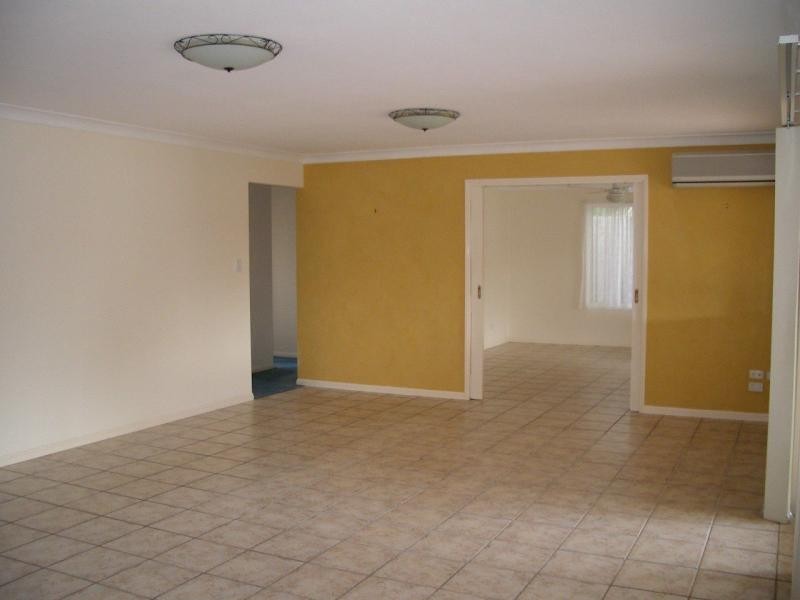 43 Gippsland Drive, The Shores, Helensvale QLD 4212