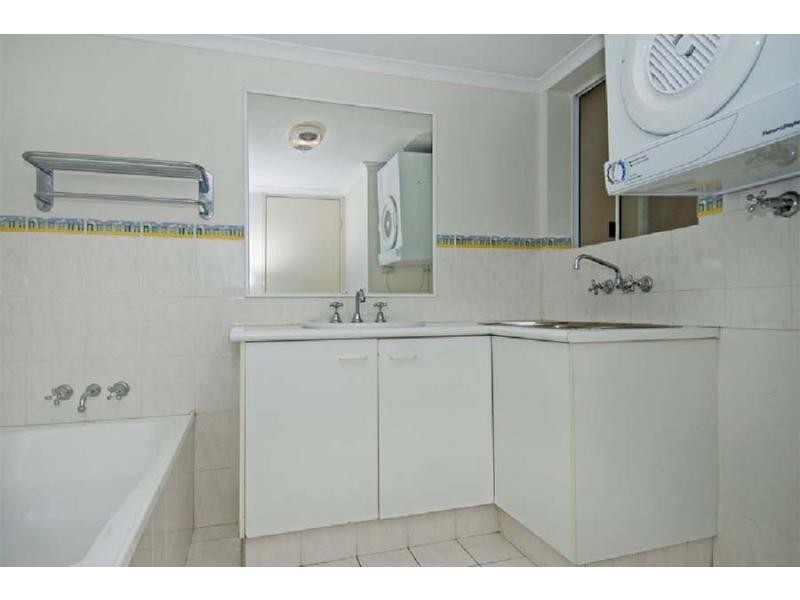 Unit 12/14 BRAKE Street, Burleigh Heads QLD 4220